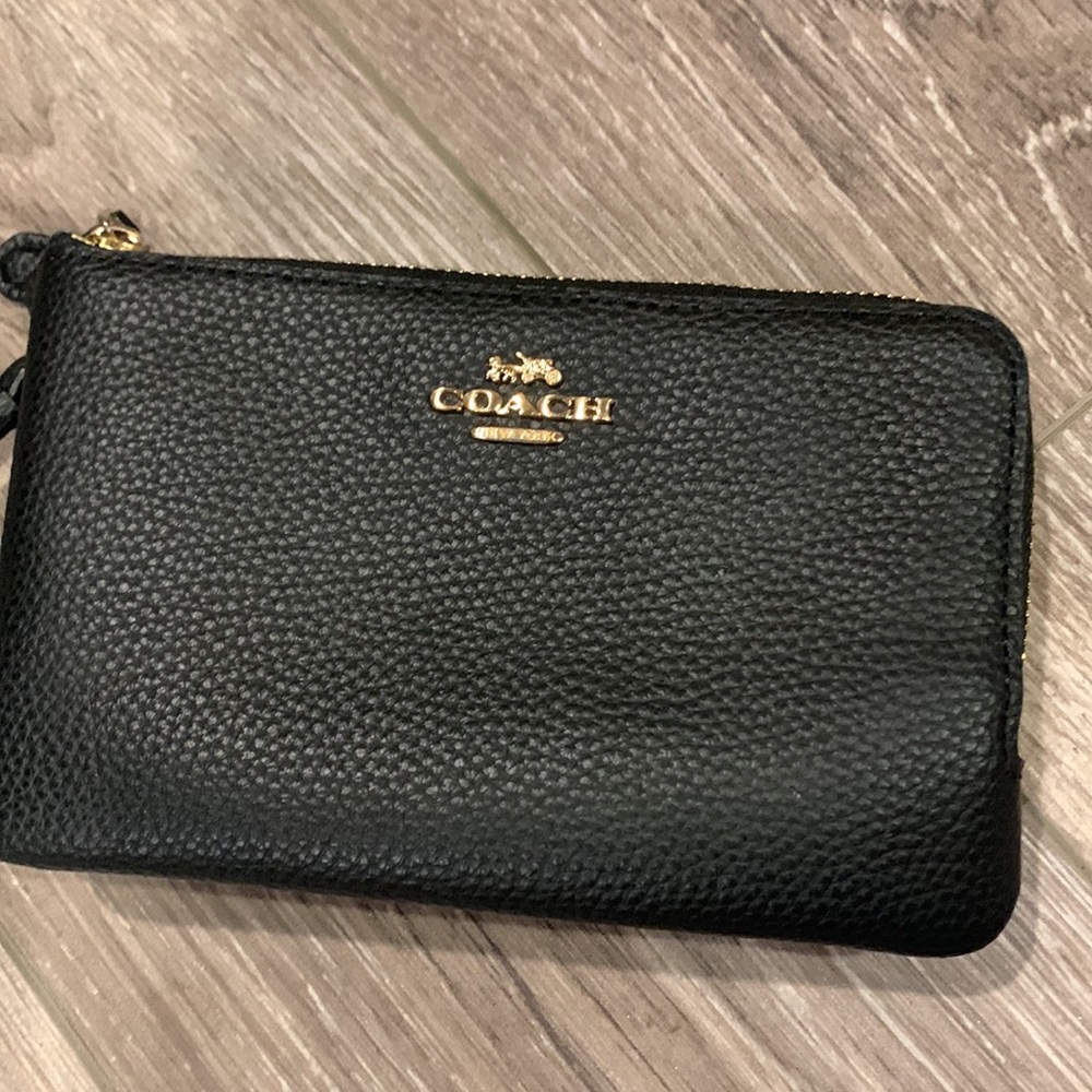 Coach wristlet. Double zip